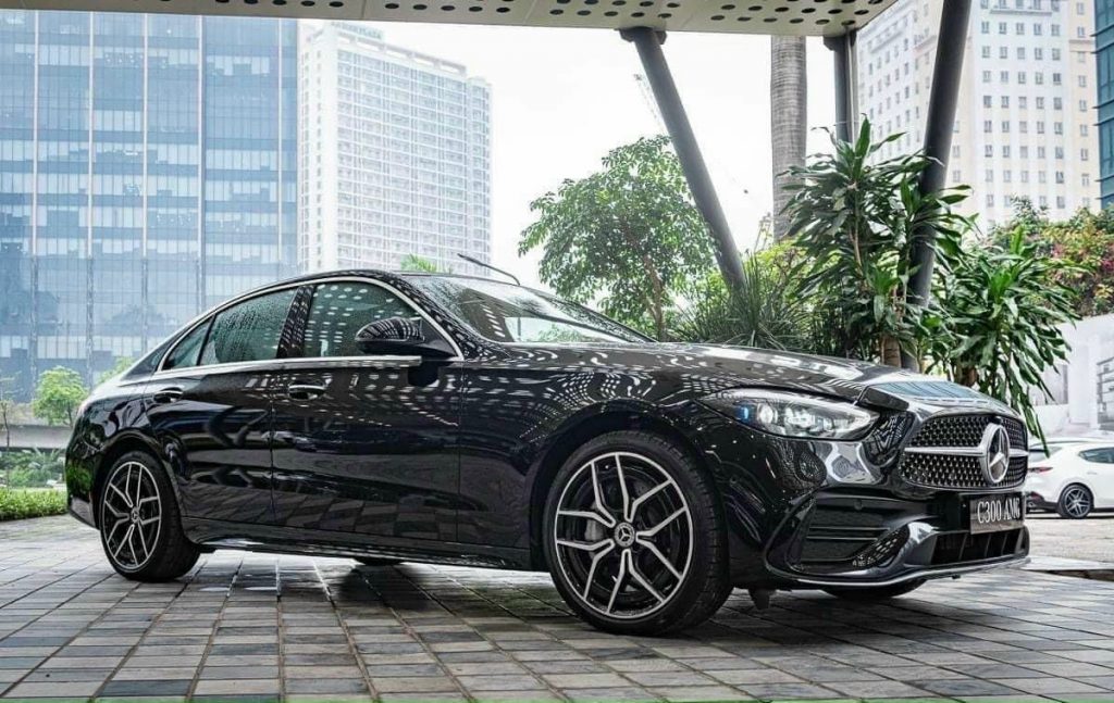 Mercedes C300 AMG Giảm Giá Lớn Nhất Thị Trường, Tặng Phụ Kiện