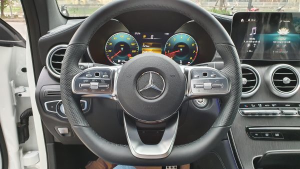 Đánh giá xe MercedesBenz GLC 300 4Matic 2020 CBU nhập khẩu  Mua  Bán Xe  Mercedes Mới và Đã Qua Sử Dụng