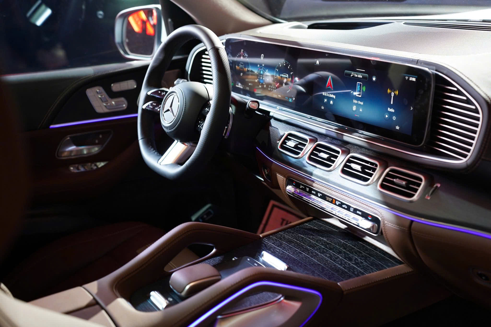 mercedes-benz-gls-450-4matic-noi-that-ngoai-that-2022-2023-2024-2025-2026-2027-mercedeshaxaco-com-vn