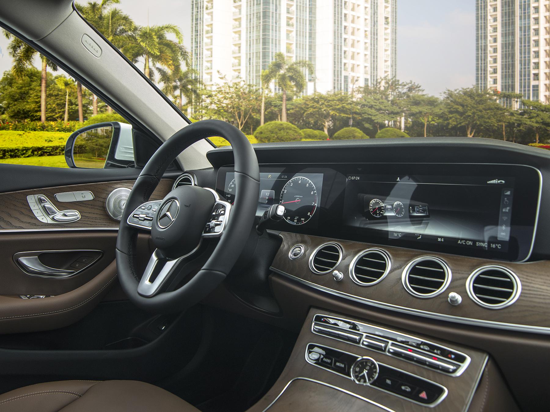 mercedes-e-200-exclusive-2020-2021-noi-that-ngoai-that-mercedeshaxaco.com.vn